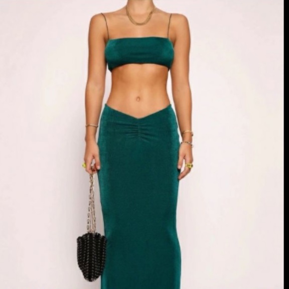 TIGERMIST - Chantelle Skirt in Forrest Green - Picture 3 of 6
